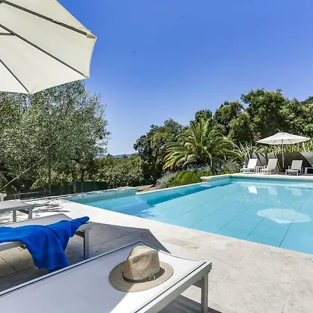 Villa Maebelle *