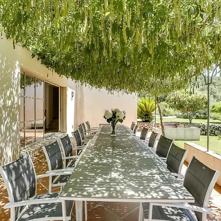 Maebelle Villa